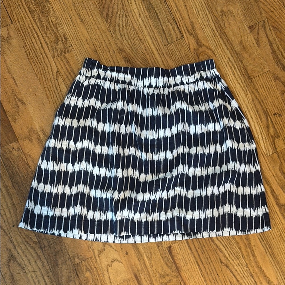 Loft Outlet Navy Blue and White Women's Skirt